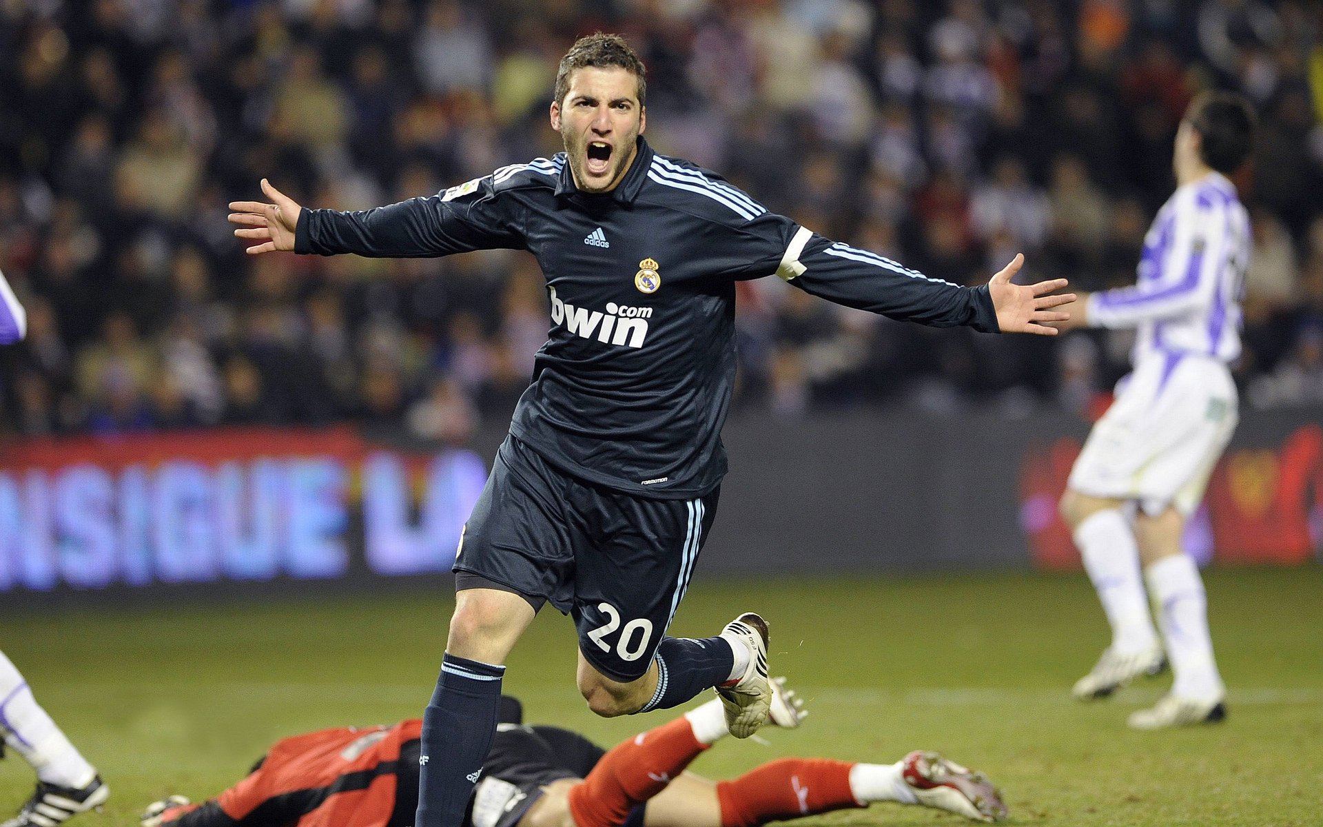 球迷故事:那些追逐偶像的青春岁月,球迷算不算追星